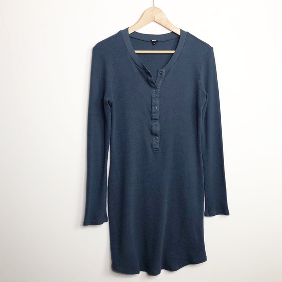 𝅺MONROW  L Blue waffle knit Henley dress - Picture 3 of 12